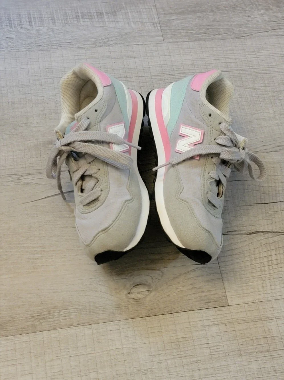 New Balance Gray & Pink Kids Sneakers
